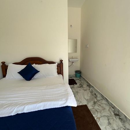 Dss Home Stay Just 500 Meter Girivalam Road Tiruvannamalai Ngoại thất bức ảnh