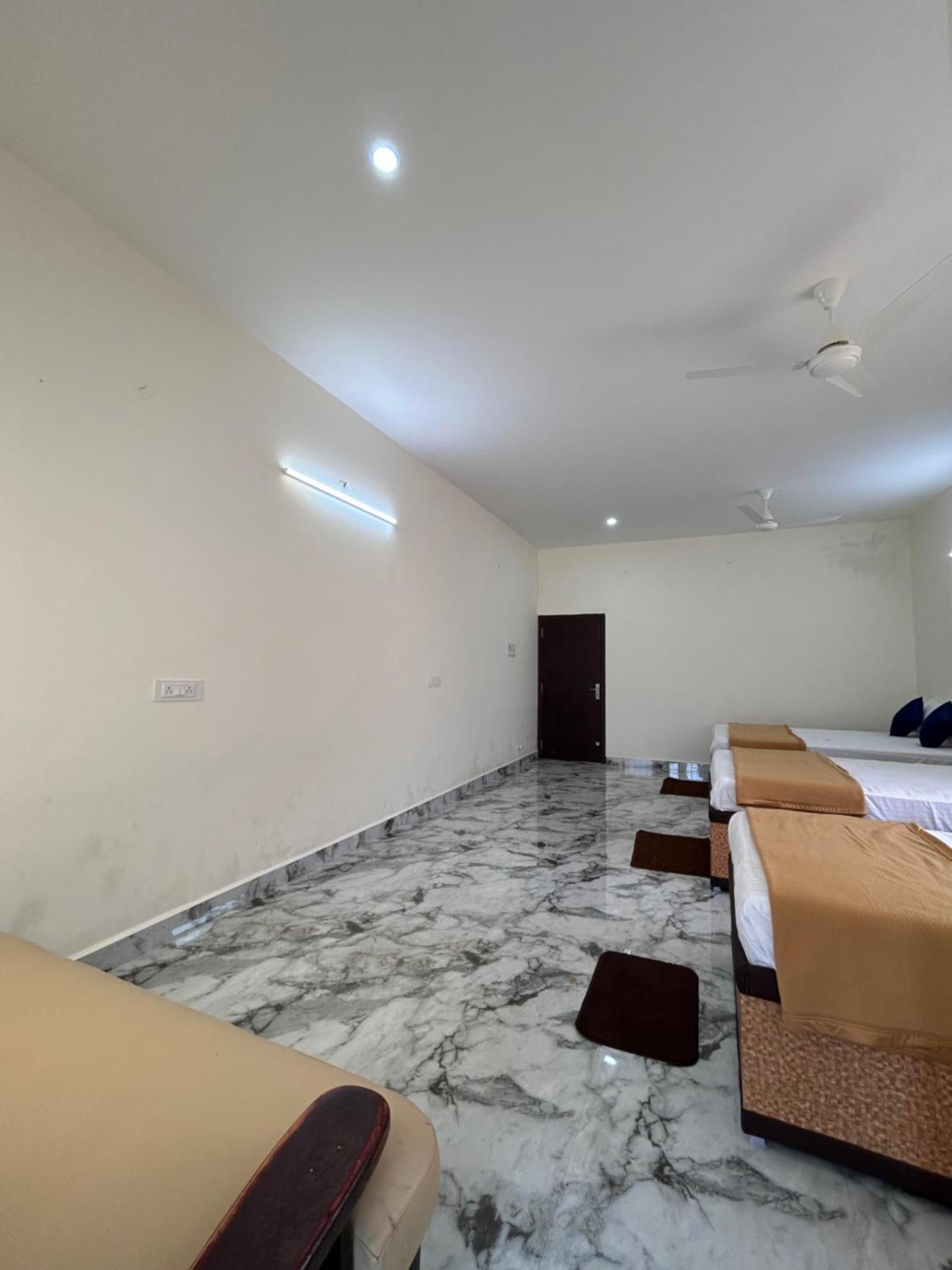 Dss Home Stay Just 500 Meter Girivalam Road Tiruvannamalai Ngoại thất bức ảnh