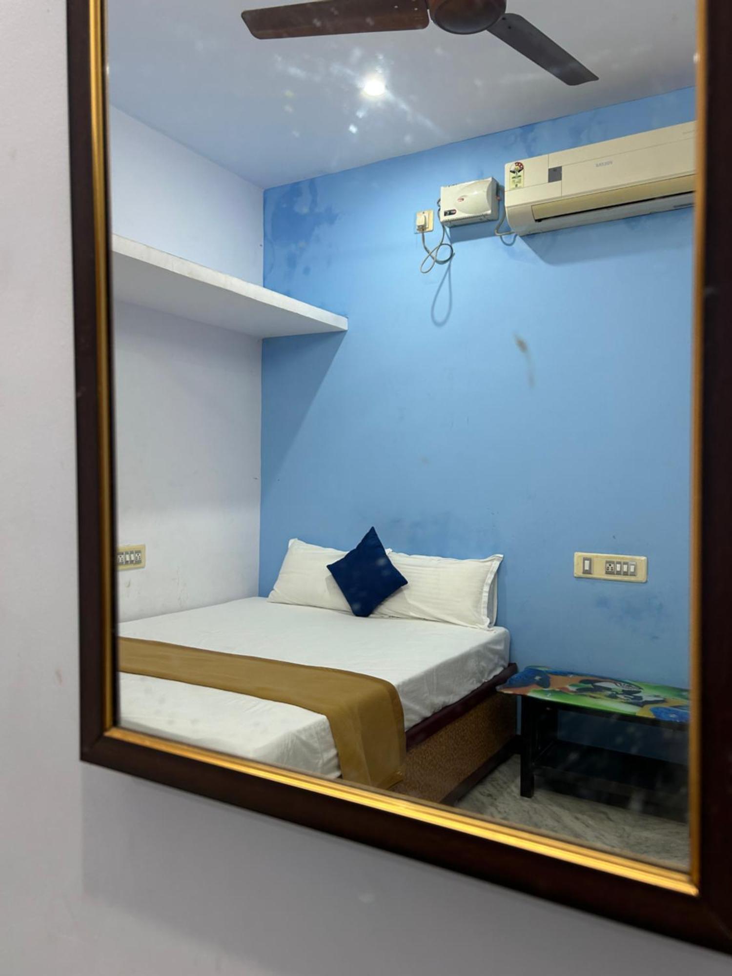 Dss Home Stay Just 500 Meter Girivalam Road Tiruvannamalai Ngoại thất bức ảnh