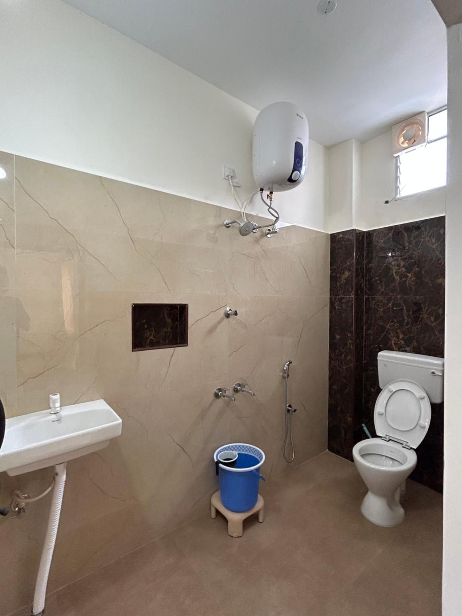 Dss Home Stay Just 500 Meter Girivalam Road Tiruvannamalai Ngoại thất bức ảnh